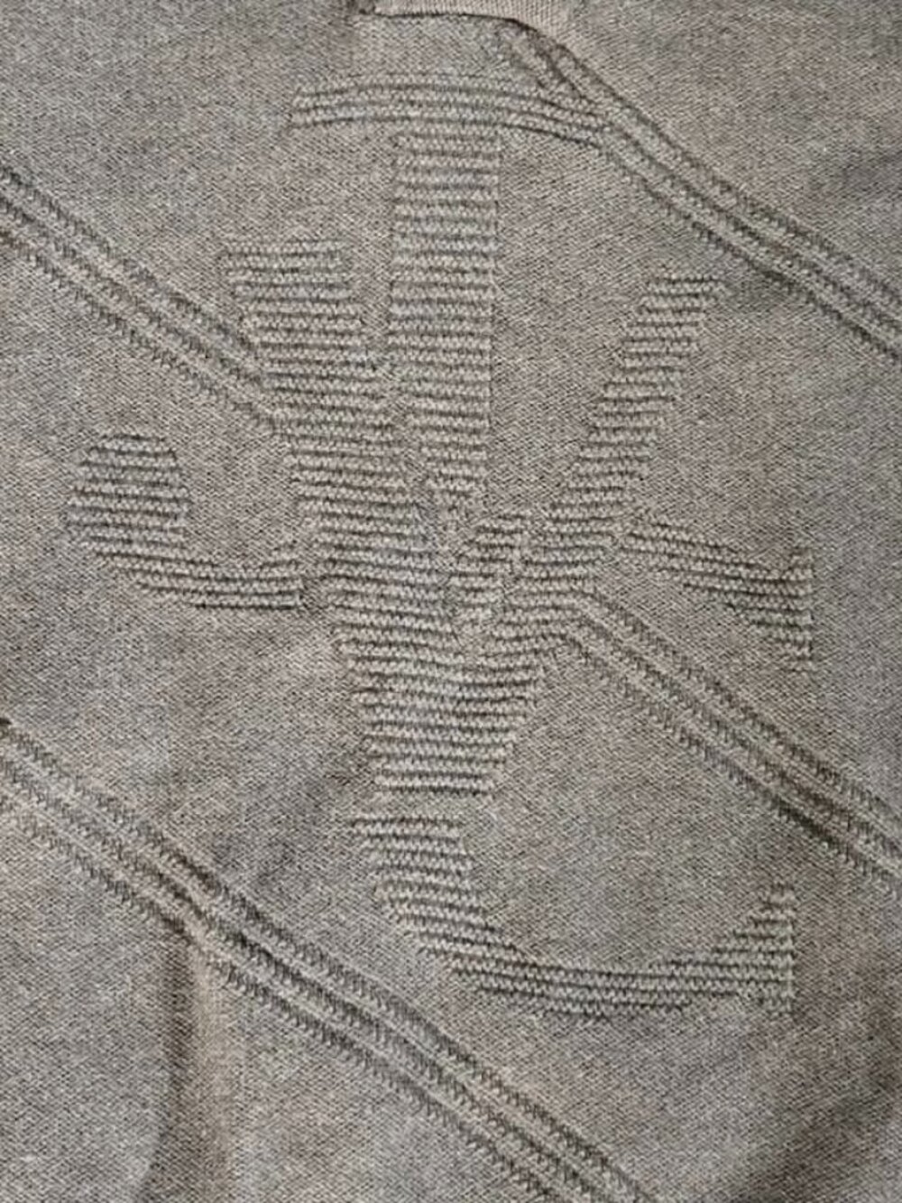 Versace Jeans Couture VJC Monogram 100% Merino Wool V-Neck Sweater Size L Vintag